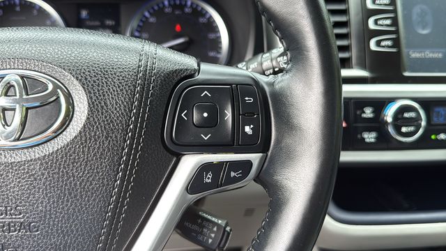 Used 2018 Toyota Highlander SUV