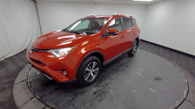2016 – Toyota – RAV4