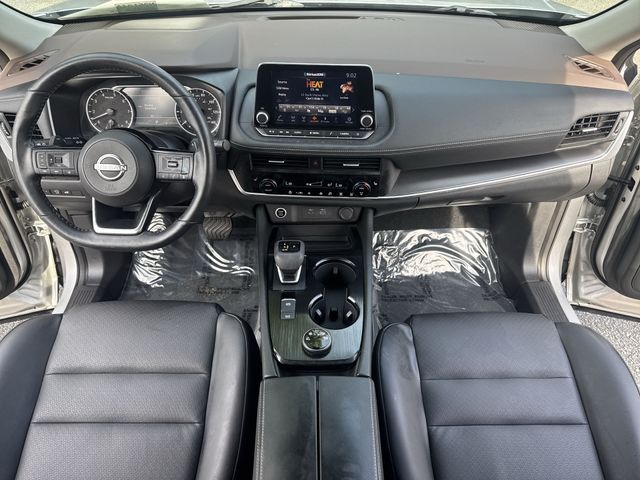 Used 2023 Silver Nissan SV image 9