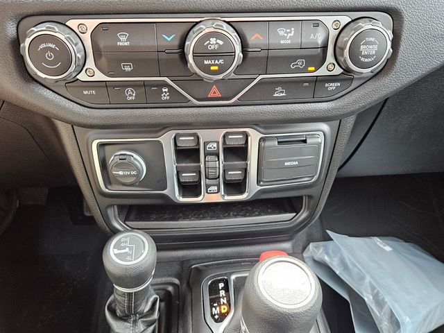 2025 Jeep Gladiator Sport S