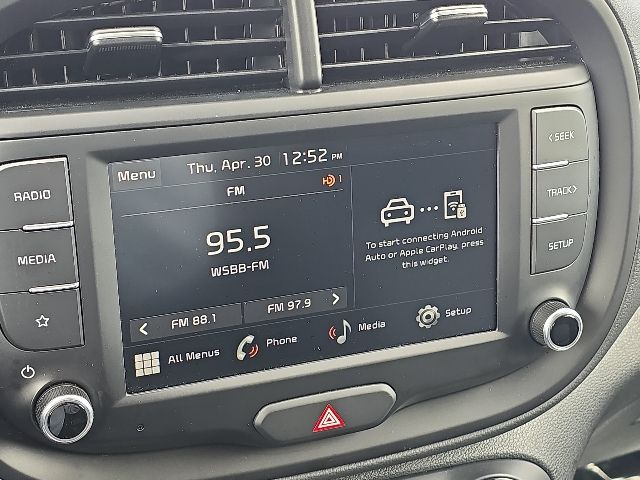 2025 Kia Soul LX:B02321