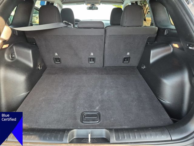 Used 2020 Silver Jeep Latitude image 30