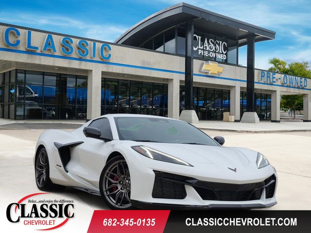 Arctic White 2026 Chevrolet Corvette Z06 2LZ Convertible RWD Convertible Rear-Wheel Drive 8-Speed Dual Clutch