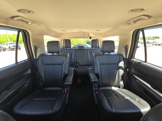 2024 Ford Expedition XLT:B02304