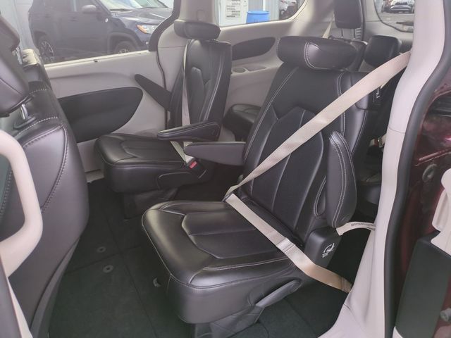 used 2023 Chrysler Pacifica car, priced at $23,790