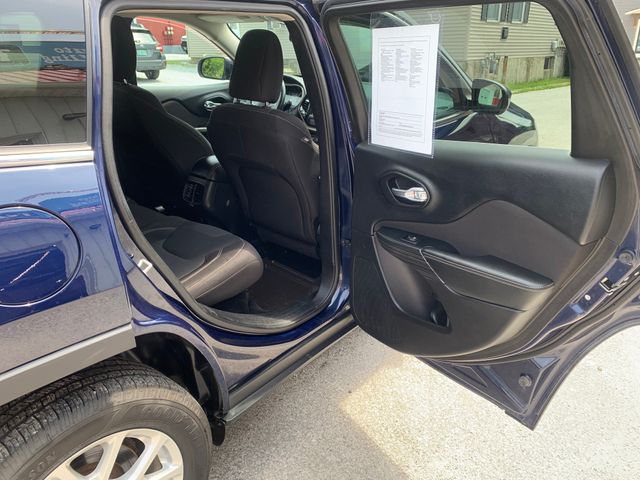 Used 2015 Jeep Cherokee SUV