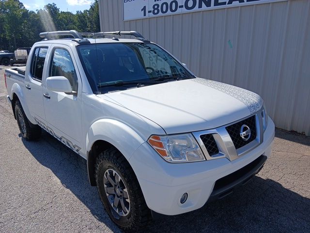 Glacier White 2019 Nissan Frontier Pickup Truck Four-Wheel Drive 5-Speed Automatic Overdrive