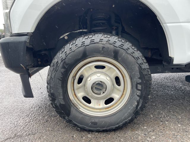 2022 Ford F-350SD XL - Oxford White exterior view 17