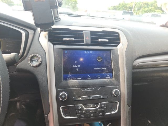 Used 2019 Agate Black Ford SE image 10