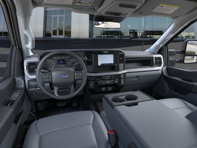 2026 Ford F-550 Super Duty Chassis Cab XL - Photo 9