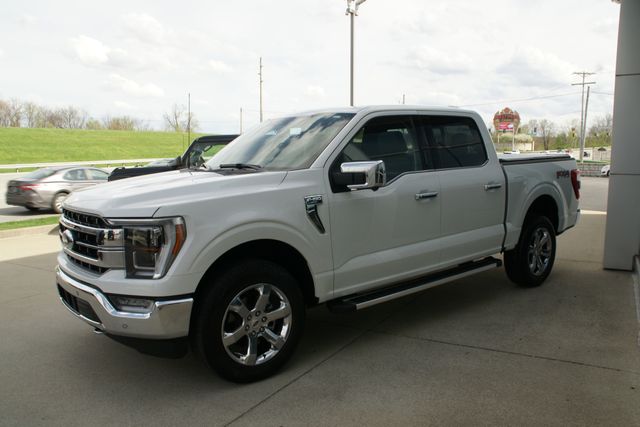 View vehicle photo 5