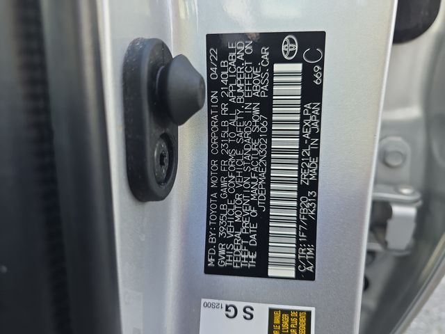 Used 2022 Silver Toyota LE image 35