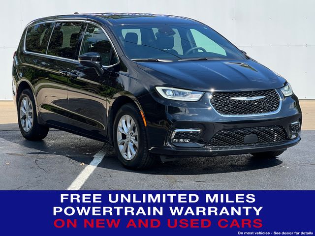 Diamond Black Crystal Pearlcoat 2025 Chrysler Pacifica Minivan All-Wheel Drive 9-Speed Automatic