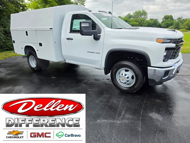 Summit White 2026 Chevrolet Silverado 3500HD Pickup Truck Four-Wheel Drive Automatic