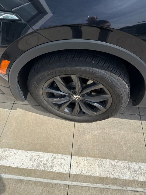 2024 Volkswagen Tiguan 2.0T SE Black at Bob Ruth Ford