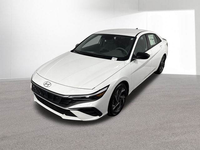 Used 2025 Hyundai Elantra For Sale in Indianapolis, IN