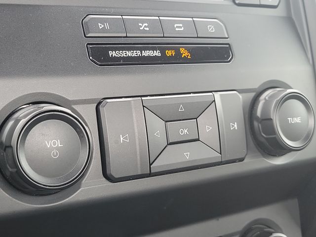 Used 2019 Blue Ford XL image 26
