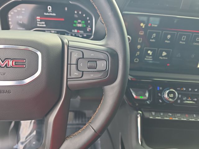 Used 2024 White GMC AT4 image 19
