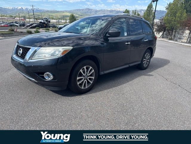 2016 Nissan Pathfinder SV 4WD