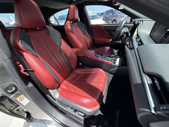 2019 Lexus ES