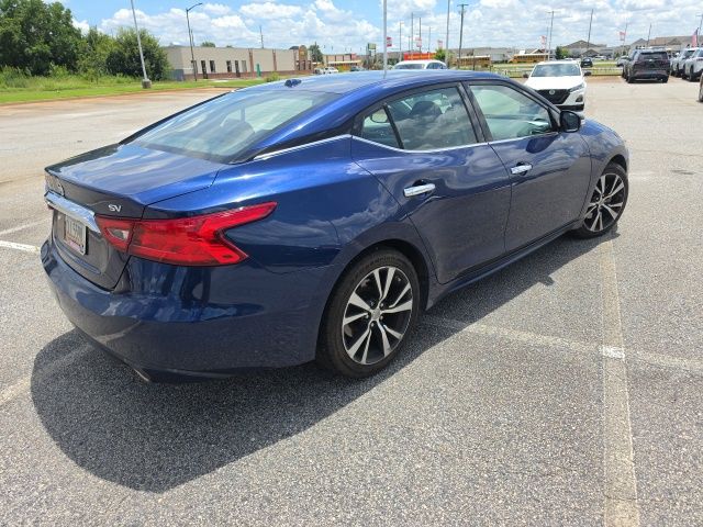 Used 2018 Blue Nissan 3.5 SV image 8