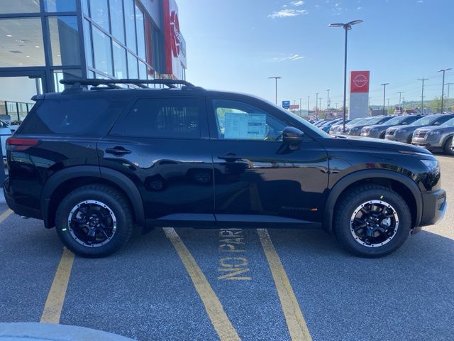 2025 Nissan Pathfinder Rock Creek photo