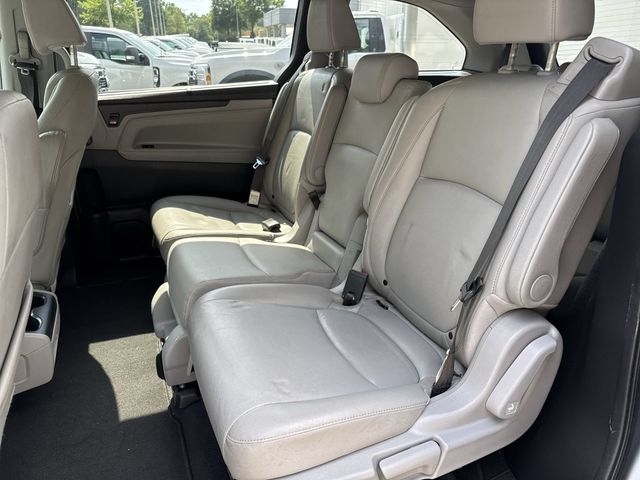 Used 2019 Black Honda EX-L image 18