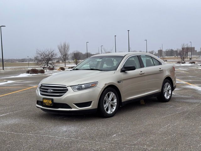 2018 Ford Taurus SE