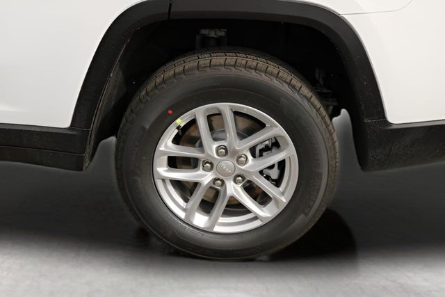 New Car 2025 Jeep Grand Cherokee L  Laredo X For Sale Under $35,000 In Austin, Texas