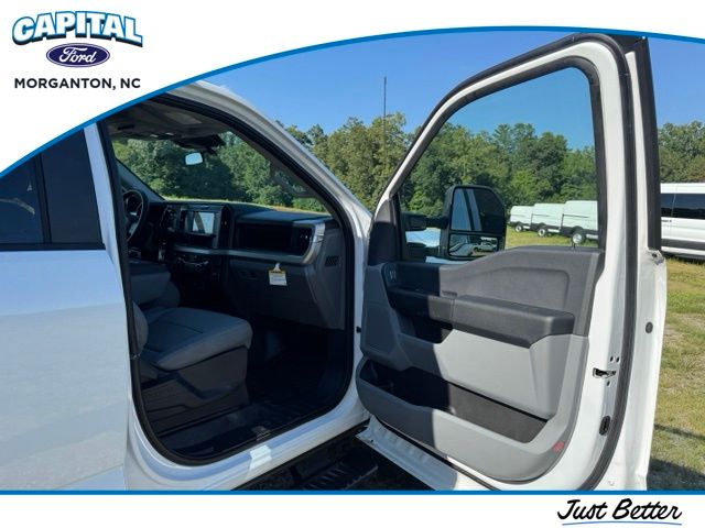 New 2026 White Ford XL image 21