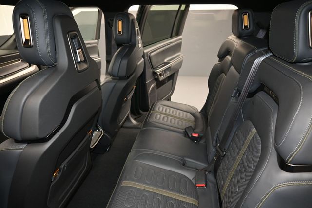 Used 2024  Rivian Adventure image 13