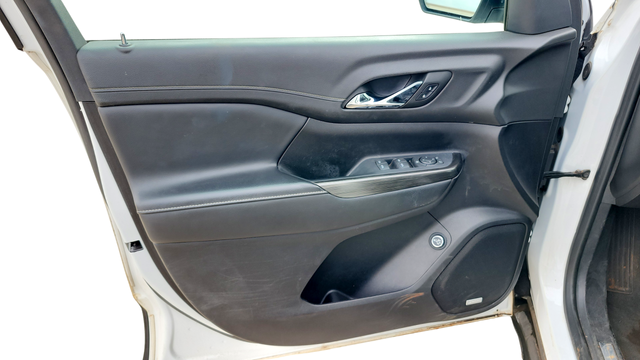 2023 GMC Acadia SLT - Photo 29