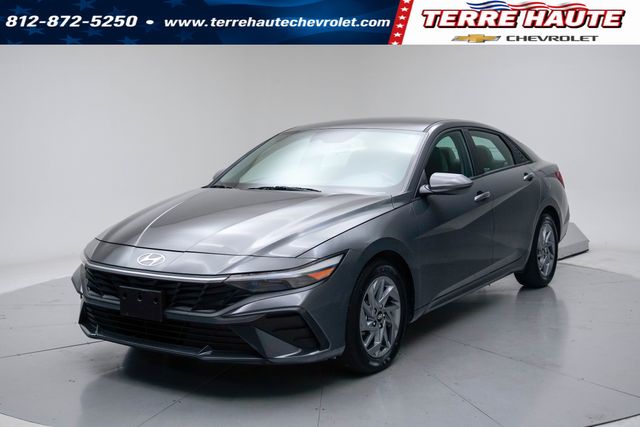 Ecotronic Gray 2024 Hyundai Elantra Sedan Front-Wheel Drive Continuously Variable Transmission