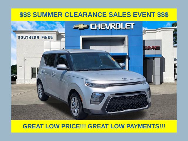 Sparkling Silver 2020 Kia Soul LX FWD SUV / Crossover Front-Wheel Drive Continuously Variable Transmission