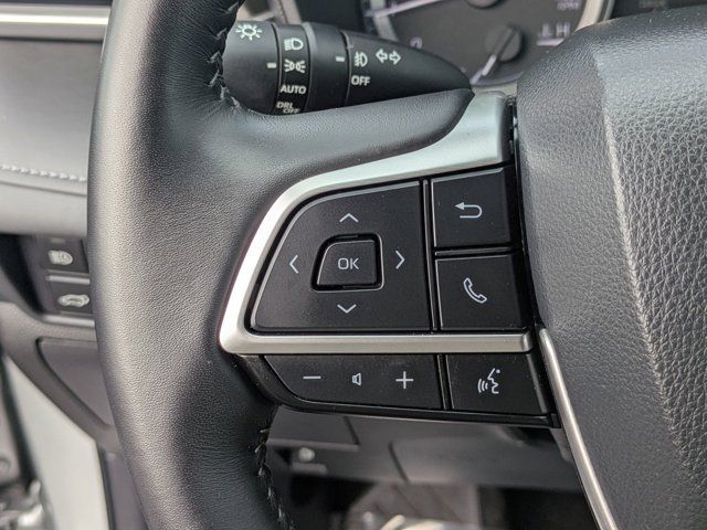 2025 Toyota Highlander LE - Photo 23