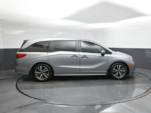 Used 2024 Honda Odyssey Van