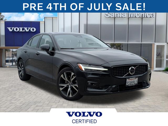 Onyx Black Metallic 2025 Volvo S60 B5 Plus AWD Sedan All-Wheel Drive Automatic