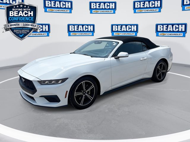 Oxford White 2025 Ford Mustang Convertible Rear-Wheel Drive Automatic