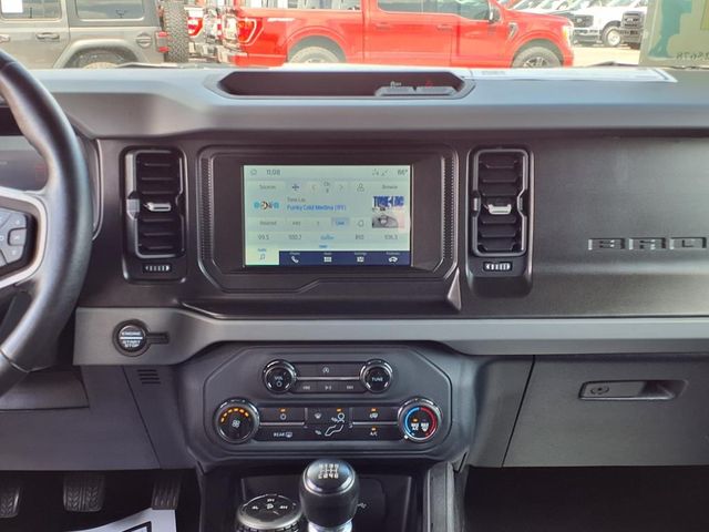 2022 Ford Bronco Big Bend photo
