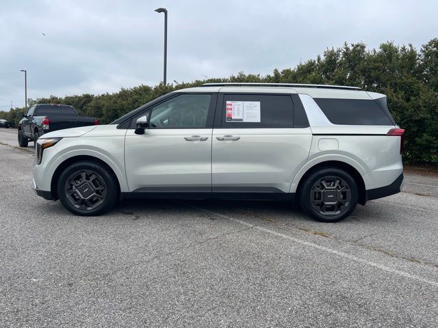 Used 2025 Kia Carnival Hybrid Van
