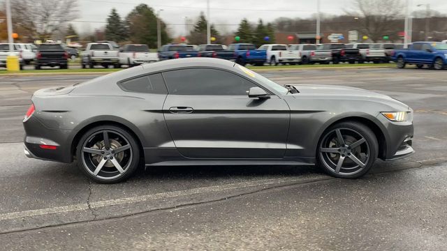 2015 Ford Mustang V6 9