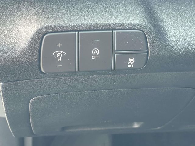 Used 2026 Black Hyundai SE image 17