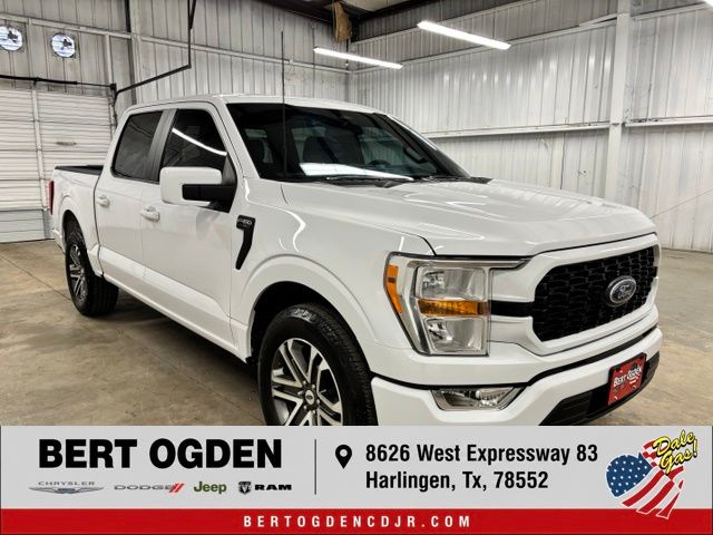 Oxford White 2022 Ford F-150 Pickup Truck 4X2 Automatic