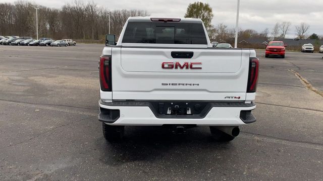 2024 GMC Sierra 2500HD AT4 7