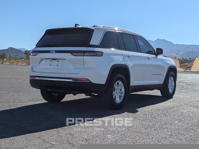 2023 Jeep Grand Cherokee Laredo 6