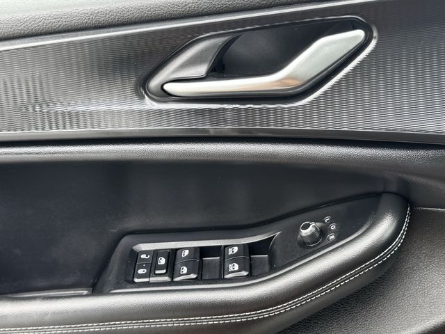 2023 Jeep Grand Cherokee Altitude X White at River Oaks CDJR