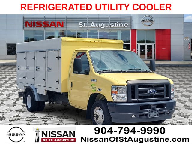 2021 Ford E-450SD Base