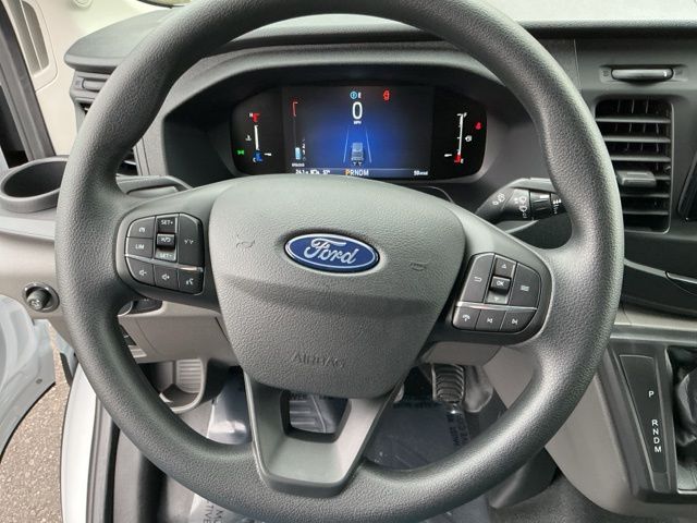 New 2026 Oxford White Ford Base image 17
