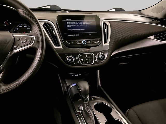 2024 Chevrolet Malibu LT - 5