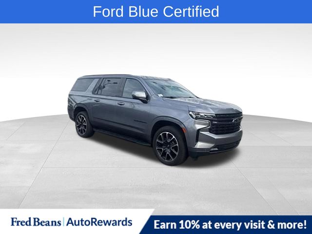 2022 Chevrolet Suburban Gris (Satin Steel Metallic) SUV/Crossover Todo terreno 